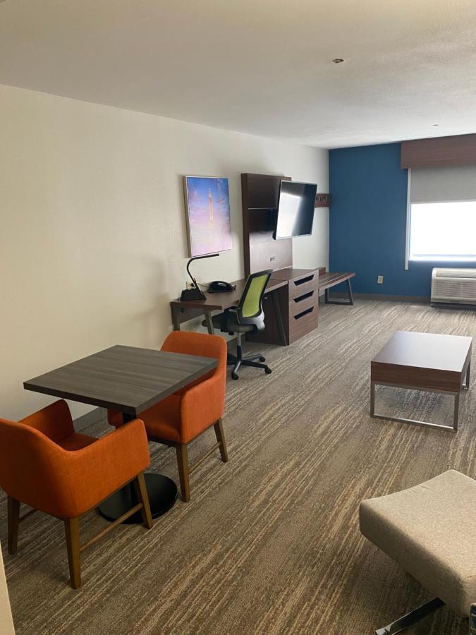 Wingate By Wyndham Lafayette Airport Hotel Exterior foto