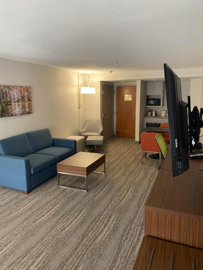 Wingate By Wyndham Lafayette Airport Hotel Exterior foto